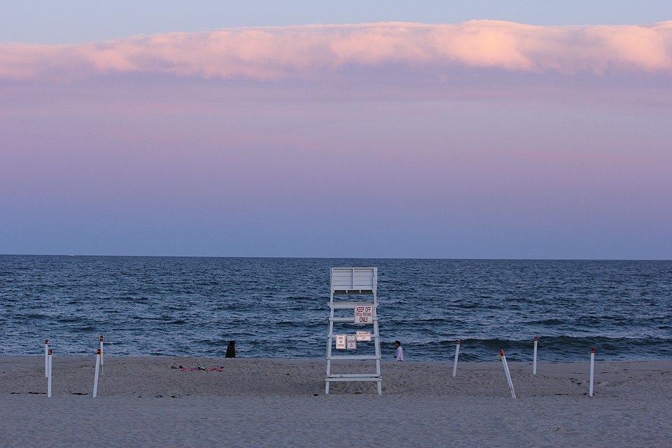 Students such as Ashari Pressley will work at Coopers Beach in addition to other local places of employment.

Image Credit: Peetlesnumber1 vis Wikimedia Commons